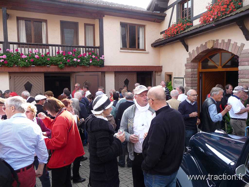 2014_Rustenhart (6).JPG - 34ème Randonnée Internationale des Vendanges organisée par le CVAAM, visite d'une cave vinicole à Orschwhir